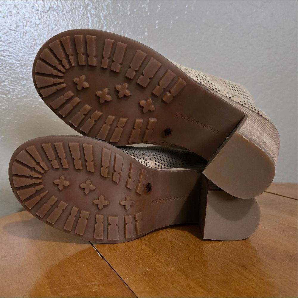 Lucky Brand Vacob Perforated Sandals - Picture 5 of 5